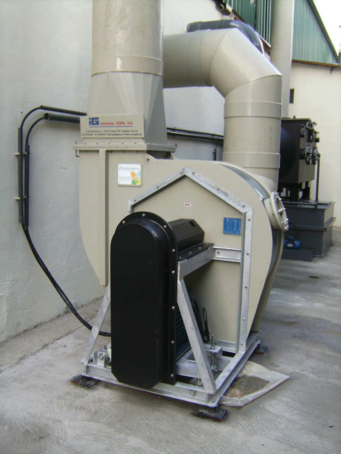 Aspirador de gases fabricado por Industrias Goini, con placa iG